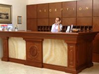
	Hotelierii britanici cauta sa angajeze sute de tineri romani. Salariile pornesc de la 1.000 de euro pe luna
