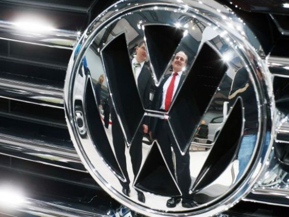 Volkswagen construieste masina care consuma mai putin de un litru de combustibil la 100 km. Primele imagini cu prototipul in miscare FOTO+VIDEO