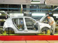 
	Romania are sanse sa bata Italia la productia de autoturisme in 2013, creditul in euro, pe cale de disparitie, iar Microsoft dezvaluie noua consola
