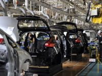 Primul pas catre masina fara sofer. Nissan va introduce din 2016 elemente de conducere autonoma la noile modele