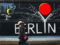 
	In &#39;89 era impartita in doua, acum este motorul Europei si contribuie cu 27% la productivitatea zonei euro. Germania, la 25 de ani de la caderea Zidului Berlinului
