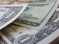 
	Un miliardar rus vrea sa investeasca 16 mld. euro in industria telecom din Europa si SUA
