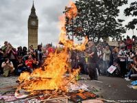 
	Avertismentul dat Marii Britanii de catre S&amp;P, singura agentie care-i mai atribuie rating maxim. Ce se va intampla in cazul unui Brexit&nbsp;

