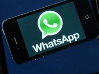 
	Aplicatia de chat WhatsApp are 1 miliard de utilizatori pe zi. Cand a preluat-o Facebook, in 2014, avea de trei ori mai putin
