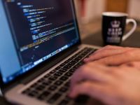 Programatorii IT cu studii medii vor beneficia de scutirea de la impozitul pe venit, din 2018