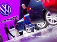 Scandalul emisiilor poluante nu a afectat popularitatea mărcii VW. Nemții anunță vânzări record în 2017