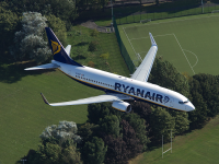 
	Ryanair scade prețurile pe toate rutele europene operate de companie. Cât costă biletele
