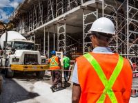 
	Imigranții care au speriat Europa după intrarea în UE se întorc acasă. Deficitul de angajați a majorat salariile în țara de origine
