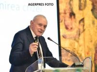 
	Încrederea în economie s-a prăbușit la cel mai scăzut nivel din anul 2000. Vasilescu, BNR: În România se suprapun trei crize, să vedem cum vom ieşi din acest impas
