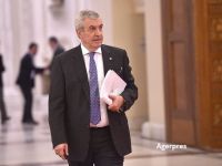 
	Tăriceanu &ldquo;ia apărarea&rdquo; Pilonului II, pe fondul îngrijorărilor legate de refoma sistemului de pensii. &ldquo;O supapă necesară pentru generațiile viitoare&rdquo;
