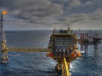 
	Bloomberg: &ldquo;Cele trei bestii.&rdquo; Cum influențează doar trei oameni prețul petrolului
