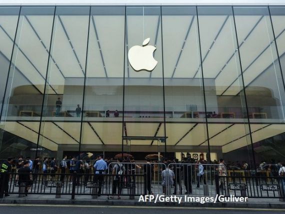 iPhone nu mai este copilul minune al Apple. Cu ce compensează gigantul IT scăderea vânzărilor de telefoane