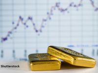 În ce și-au investit românii banii în 2020. Aurul, mașinile electrice, energia și sectorul financiar, între preferințele românilor de plasamente pe piețele internaționale