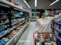
	Rata anuală a inflaţiei a coborât ușor la 2,7%, în luna august. Alimentele și biletele de avion s-au scumpit cel mai mult
